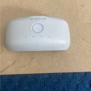 BOBOVR White battery power supply good condition